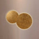 s.luce Cloud indirekte LED Wandleuchte in goldfarbenem Design, zwei runde Leuchten mit sanfter LED-Beleuchtung.