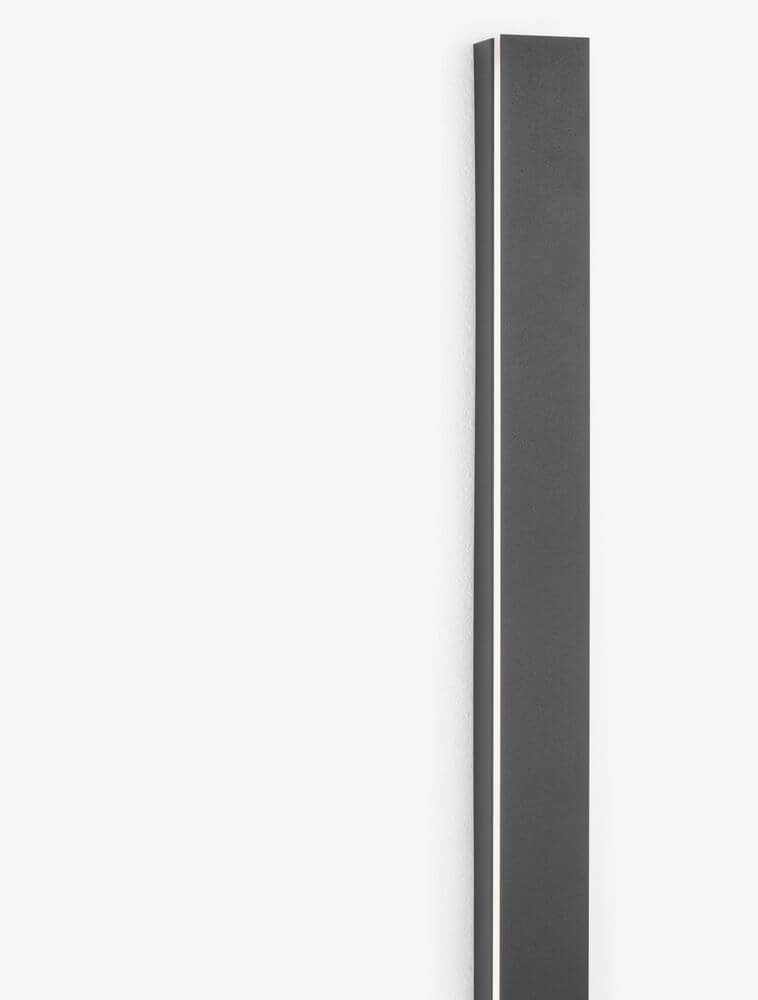 Colby LED Wandleuchte 3000K Schwarz in elegantem Design mit indirektem Licht.