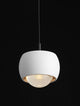 Conga LED Pendelleuchte Ø 9,6cm 3000K in modernem Design mit weißem Gehäuse und goldener Innenseite.