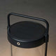 Crotone dimmbare LED Solar Laterne in Schwarz mit Dämmerungssensor und tragbarem Griff.