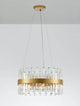 Crown Pendelleuchte 7-flammig Ø 55cm Gold-Satiniert mit Kristallen, schickem Design und elegantem Lichtspiel.