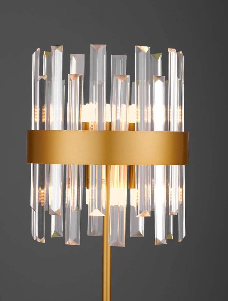 Crown Tischleuchte Gold mit kristallenen Elementen und goldener Basis, eleganter Look für moderne Innenräume.