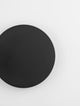Cyrcle LED Wandleuchte Ø 22cm 3000K schwarze runde Wandlampe auf weißem Hintergrund.