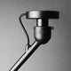 Detailansicht der DCWéditions Gras N°302 Deckenlampe, schwarzes, elegantes Design mit ergonomischer Form.