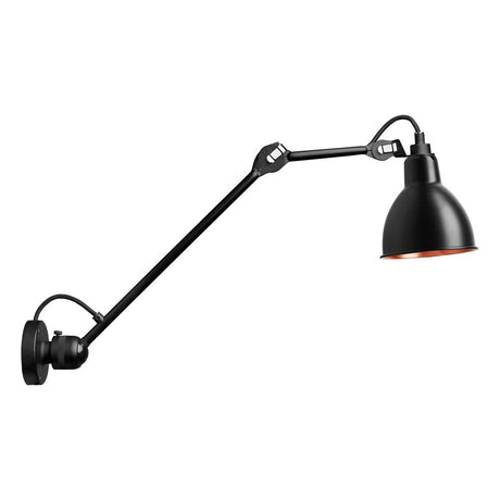 DCWéditions Gras N°304 L40 Wandleuchte mit Ausleger in Schwarz, elegant an der Wand montiert