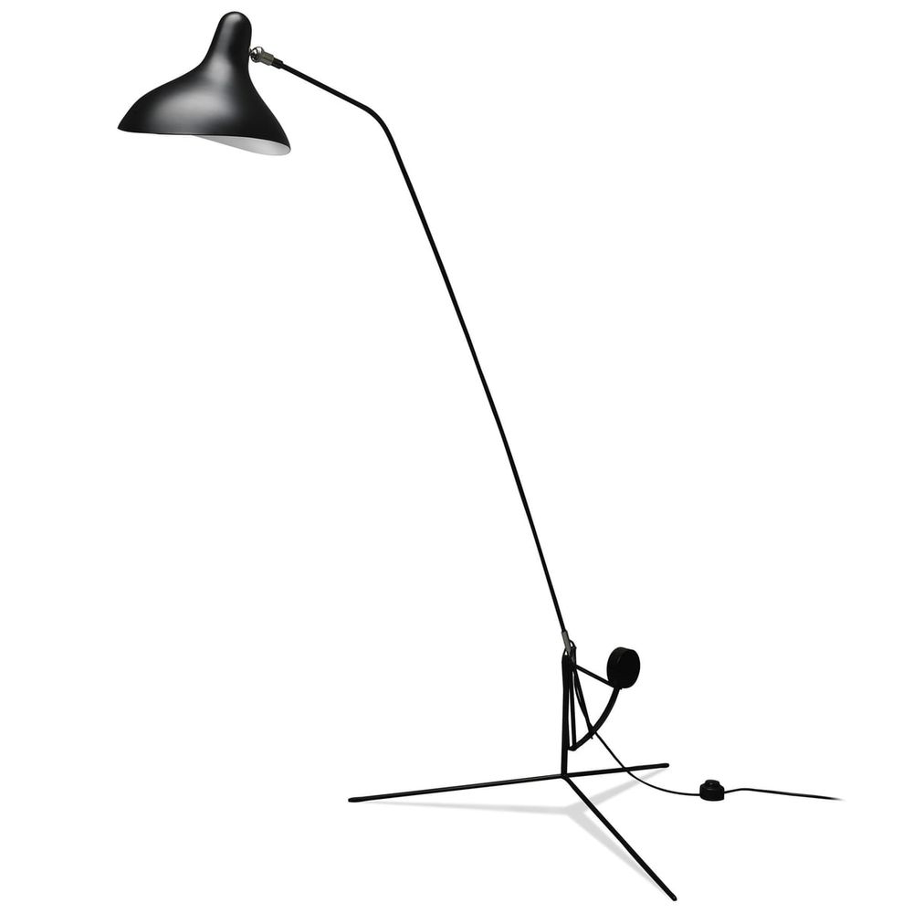 DCWéditions Mantis BS1 Leseleuchte in elegantem Schwarz mit schwenkbarem Leuchtenschirm.