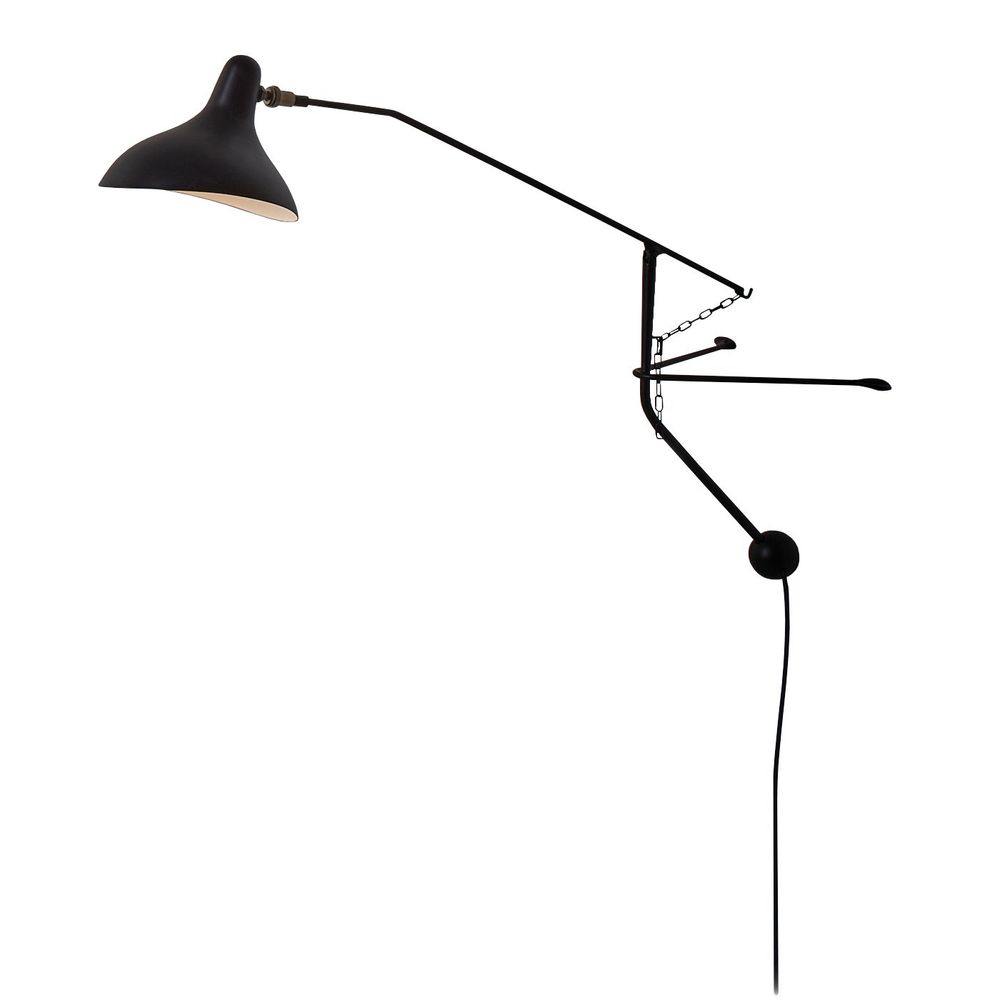 DCWéditions Mantis BS2 Mini LED Stehlampe mit flexibler Arm- und Lampenschirm-Beweglichkeit in elegantem Design.