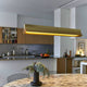 DCWéditions Respiro LED Pendelleuchte 90cm in modernem Küchenambiente mit Essbereich.