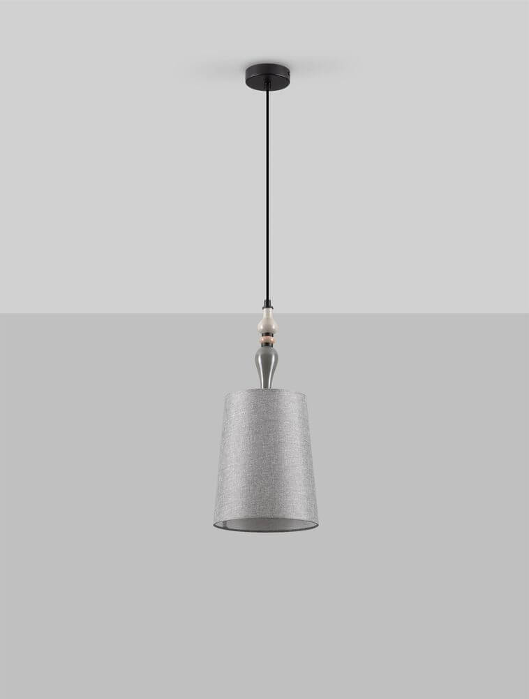 Damo Pendelleuchte Ø 22cm in Grau mit hochwertigem Stoffschirm und eleganten Details.