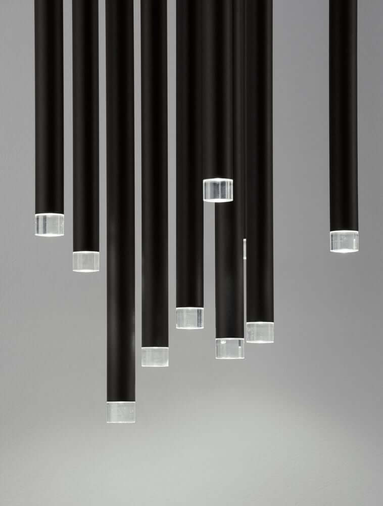 Dandia LED Pendelleuchte 10-flammig Ø 40,5cm 3000K Schwarz im modernen Design mit eleganten Details.