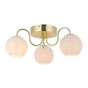 Deckenleuchte Franca mit drei weißen Glaskuppeln und schimmerndem Messing, elegante Vintage-Deckenlampe