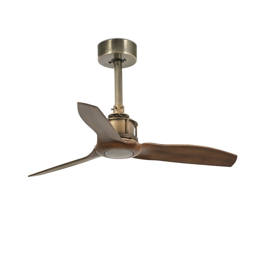 Deckenventilator Just Fan Ø 81cm mit modernem Design und Metall-Skelett für zeitgemäße Räume.