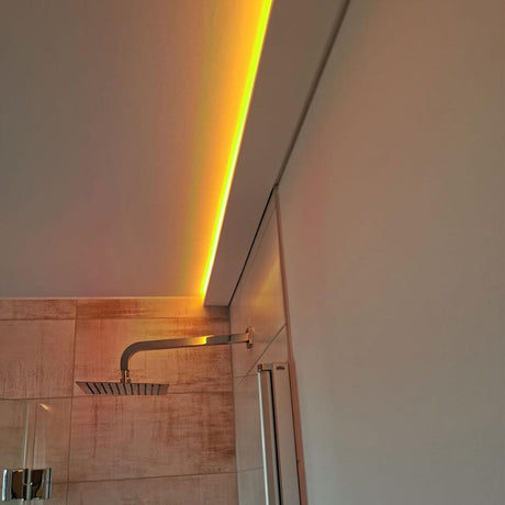 Dekor-Profil M Stuckleiste 1,2 m indirekt Wand oder Decke mit indirekter Beleuchtung im Badezimmer.