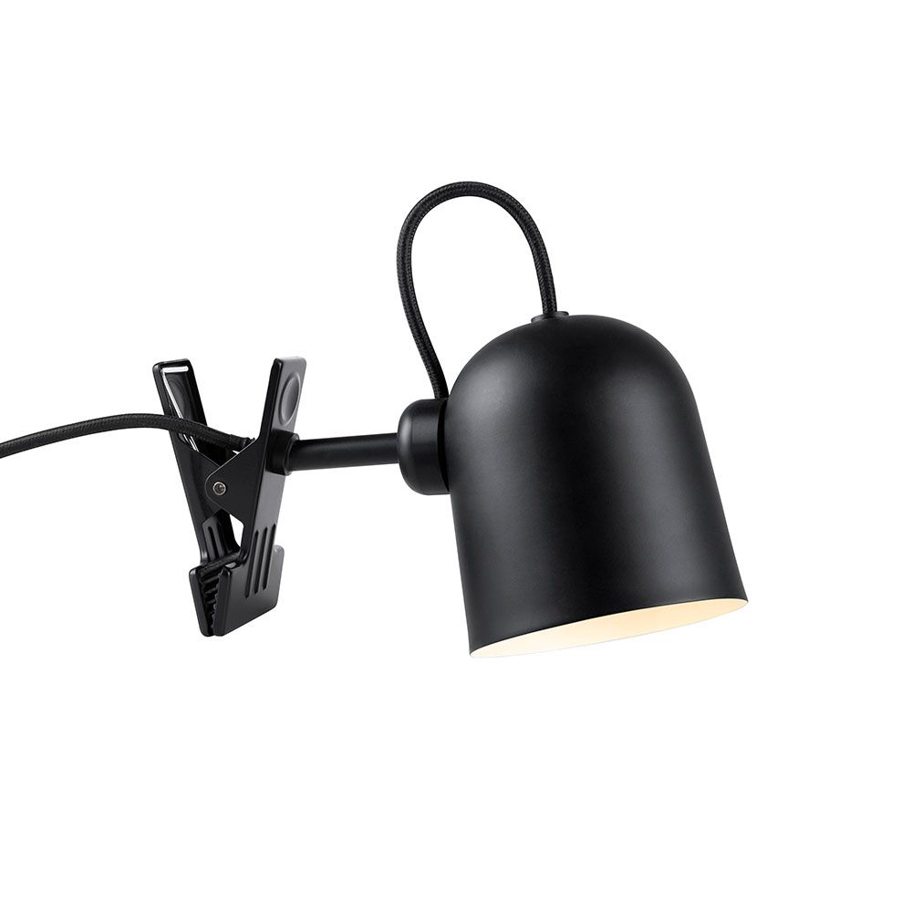 Schwarze Angle Klemmleuchte mit magnetischem Lampenschirm, flexibel und modern im Design.