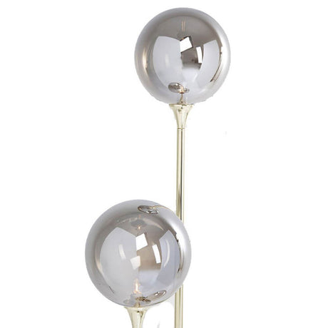 Al Capone Tre gulvlampe 176cm med to elegante, skinnende lyskugler og et moderne design.