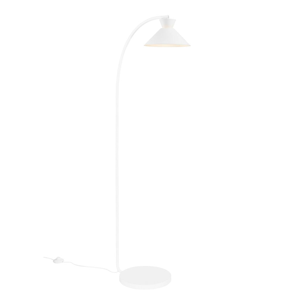 Dial Stehleuchte in Weiß mit modernem skandinavischem Design und dekorativem Uplight-Effekt.