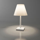 Rotaliana Dina+ Akku LED-Tischleuchte mit Ladestation Weiß