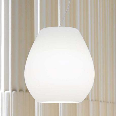 Casablanca Glas-Hängelampe Bagan 2-flammig in weißer Glasgestaltung für modernen Innenraum.