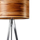 Dreibeinstehleuchte Atticus 150cm Satin Nussbaum mit runder Holzdekor-Leuchte und elegantem Stativ.