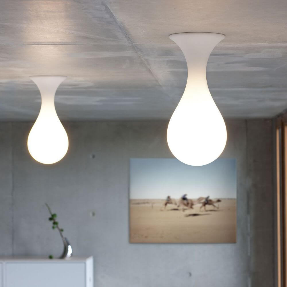Drop-1L Deckenleuchte 100cm Liquid-Light Weiß – moderne Deckenleuchten im minimalistischen Design.