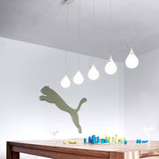 Lampada a sospensione Drop-2XS LED a 5 luci Liquid-Light bianca in uno spazio dal design moderno.