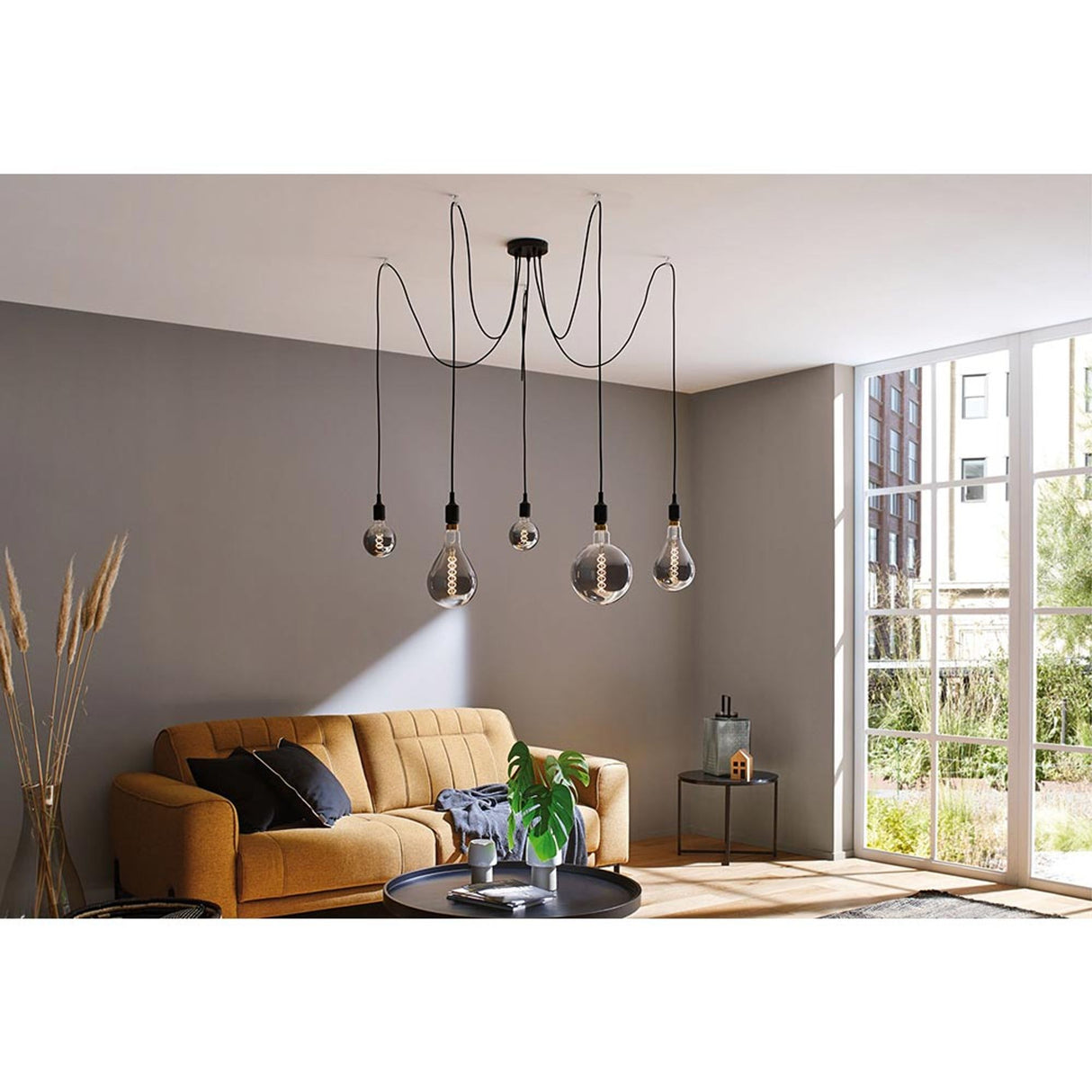 E27 4W LED Globe Dimmbar 2700K Rauchglas