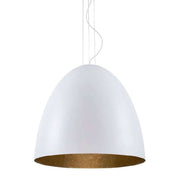 Taklampe Egg L Ø 55 cm Hvit, gullfarget. Moderne pendellampe med matt hvitt og gyllen innside.