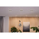 Einbauleuchte Choose 3er-Basis-Set schwenkbar 50° Schwarz-Matt in modernem Wohnraum mit Holzwand.