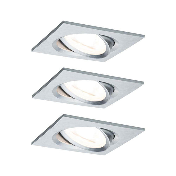 Kit de spots encastrés Nova carré orientable LED 3x6,5W 2700K GU10 avec trois spots encastrés modernes en aluminium.