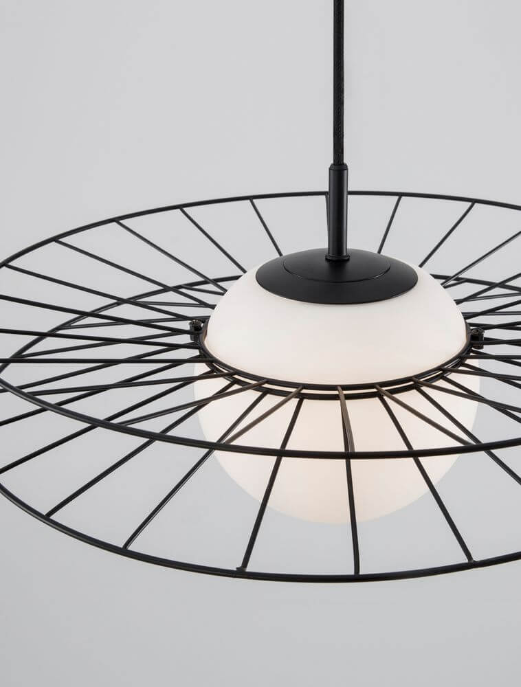 Ellery Pendelleuchte E27 Ø 45cm mit schwarzem Gitter und weißem Glasball in modernem Design