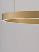Elowen LED Pendelleuchte Ø 80cm 3000K Up & Down in elegantem Design mit goldfarbigem Aluminium-Schirm.
