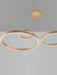 Elowen LED Pendelleuchte 3-flammig 3000K Up & Down in modernem Design mit goldenen Ringen.