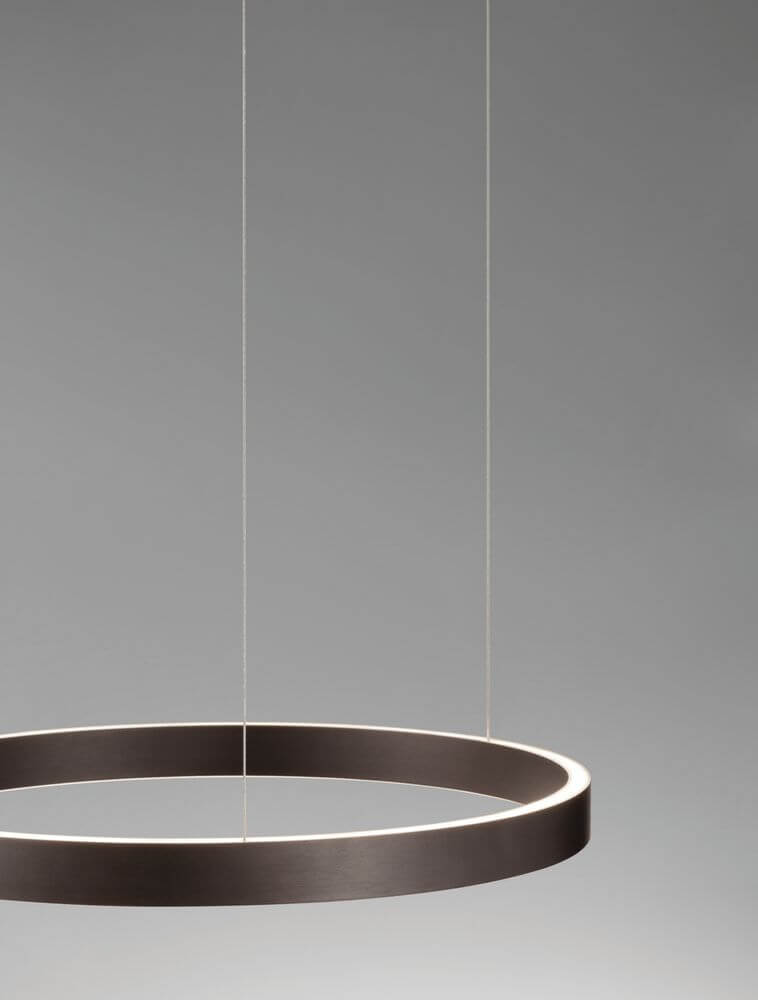 Elowen LED Pendelleuchte 3000K Up & Down Braun in modernem Design mit robustem Aluminium.
