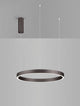 Elowen LED Pendelleuchte 3000K Up & Down Braun hängend in modernem Design auf grauem Hintergrund.