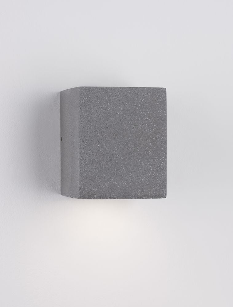 Emile LED udendørs væglampe Cube grå IP65