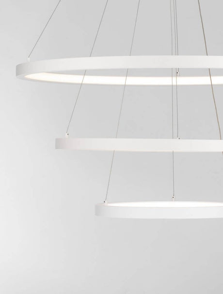 Empatia LED Pendelleuchte 3-flammig Ø 80cm 3000K, moderne weiße Ring-Pendelleuchte von Nova Luce