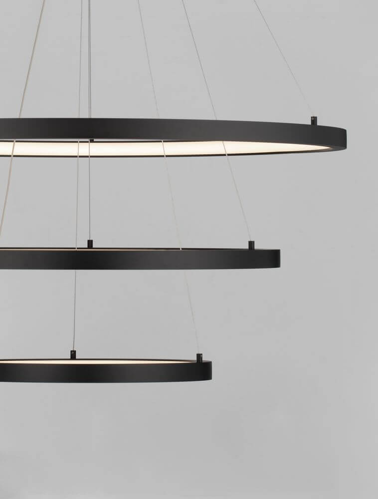Empatia LED Pendelleuchte 3-flammig Ø 80cm 3000K in schwarz mit drei Leuchtringen