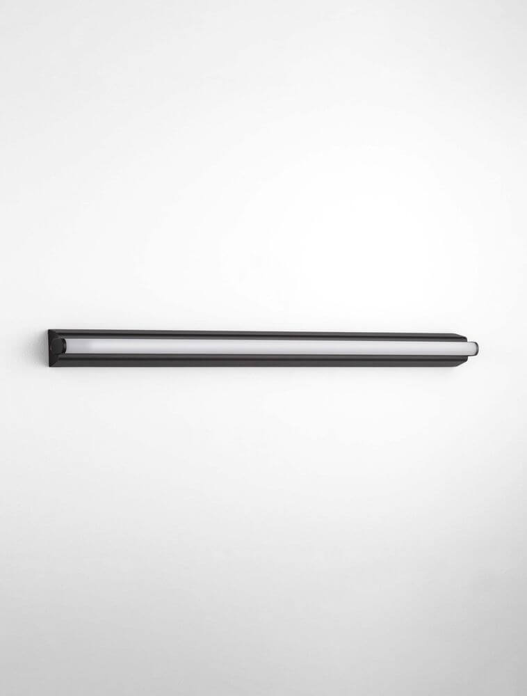 Endo LED Wandleuchte 3000K Schwarz IP44 an einer Wand montiert.