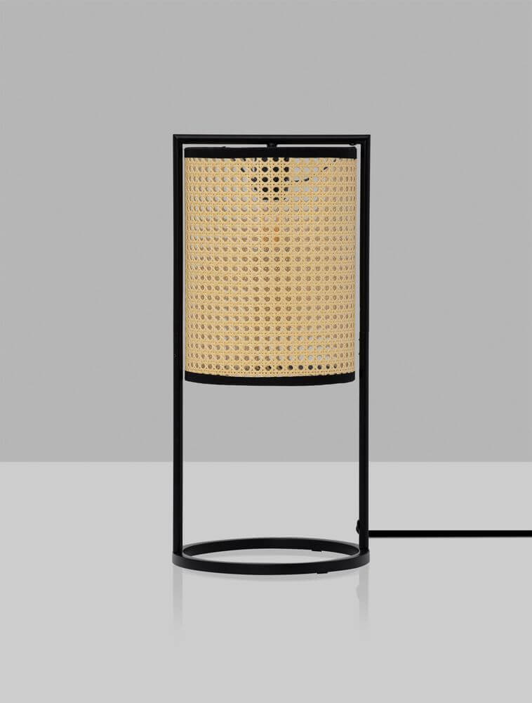 Erto Tischleuchte Natur, Schwarz mit modernem Rattan-Geflecht und robuster Aluminiumstruktur.