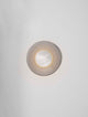 Esti LED Wandleuchte Ø 32cm 3000K an der Wand, modernes Design in rundem Format.