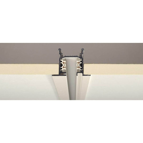 Rail d’alimentation triphasée Eutrac gris argenté 2 m, vue détaillée du rail porteur en aluminium.