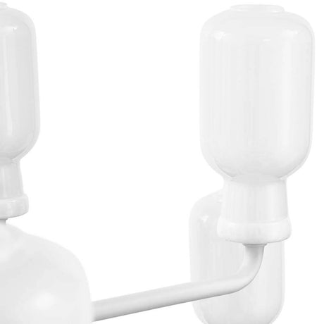 Widok szczegółowy ekskluzywnej lampy wiszącej Amp Ø85cm Biała z białymi kloszami.