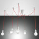 Blog Pendellampe Metall mit roten Kabeln und mehreren Lampen, modernes Design für stilvolle Beleuchtung.