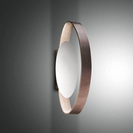 Gaby LED Wandlampe Metall mit modernem Design, ideal für stilvolle Raumbeleuchtung.