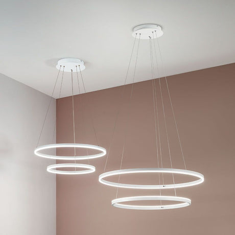 Giotto LED Hängeleuchte 2 Ringe Weiß - moderne LED Leuchte mit warm-weißem Licht und dimmbaren Funktionen.