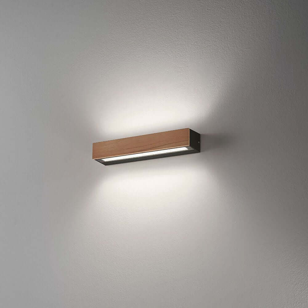 Hazel LED Außen-Wandlampe aus Teakholz IP65