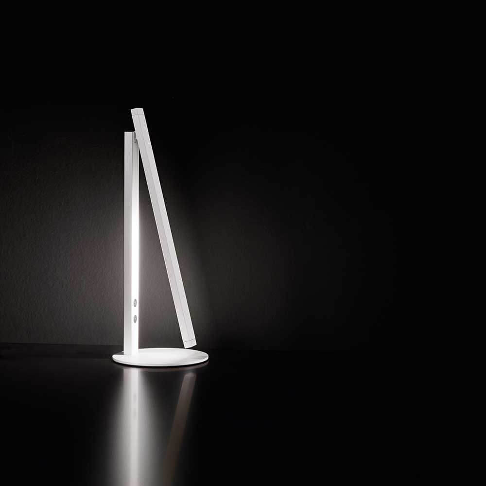 Lampada da tavolo a LED ideale