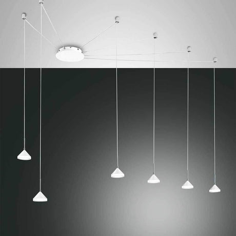 Isabella LED Pendelleuchte mit sechs hängenden Lampenschirmen in modernem Design.