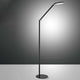 Moderne LED Stehleuchte Regina aus Metall, ideal für wohnliche Beleuchtung und stilvollen Akzenten.