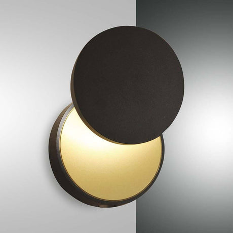 LED Wandleuchte Ara 720+360lm Schwarz in elegantem Design mit versteckten LEDs.